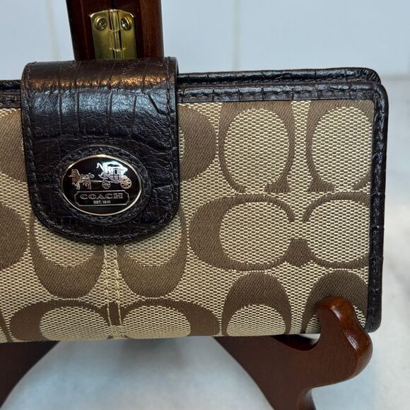 Coach Wallet Y2K Jacquard Signature Logo Canvas Snap Closure Compact Wallet - Picture 3 of 16